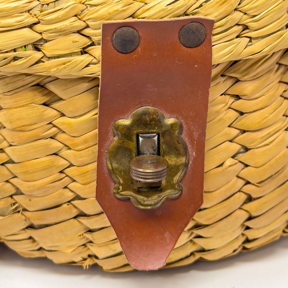 Vintage Woven Straw Sewing Basket Floral Lid Leather Handle Round Boho Bag - Picture 4 of 11